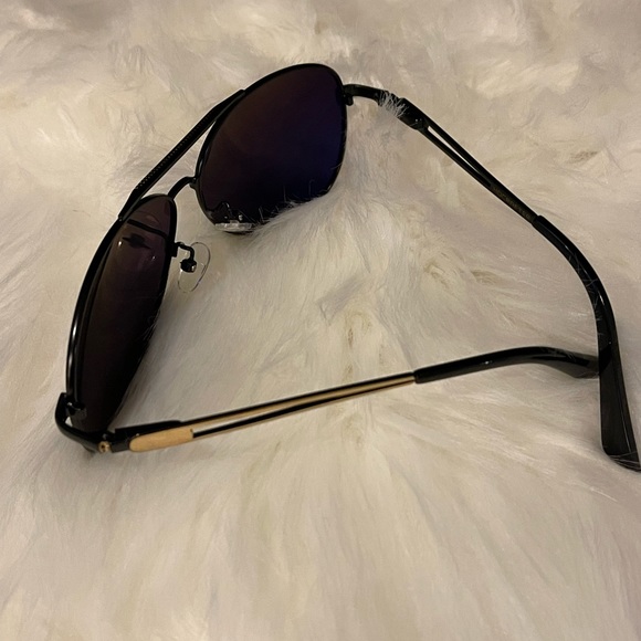 Black Gold Classic UV400 Polarized Alloy Driving Sunglasses - Picture 4 of 4